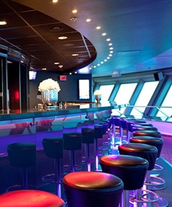 Fernsehturm Berlin, Enjoy the Stunning Panoramic Views from the Viewing Platform